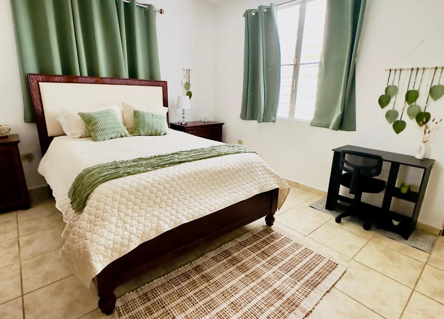 La Casandra Beach House Isabela