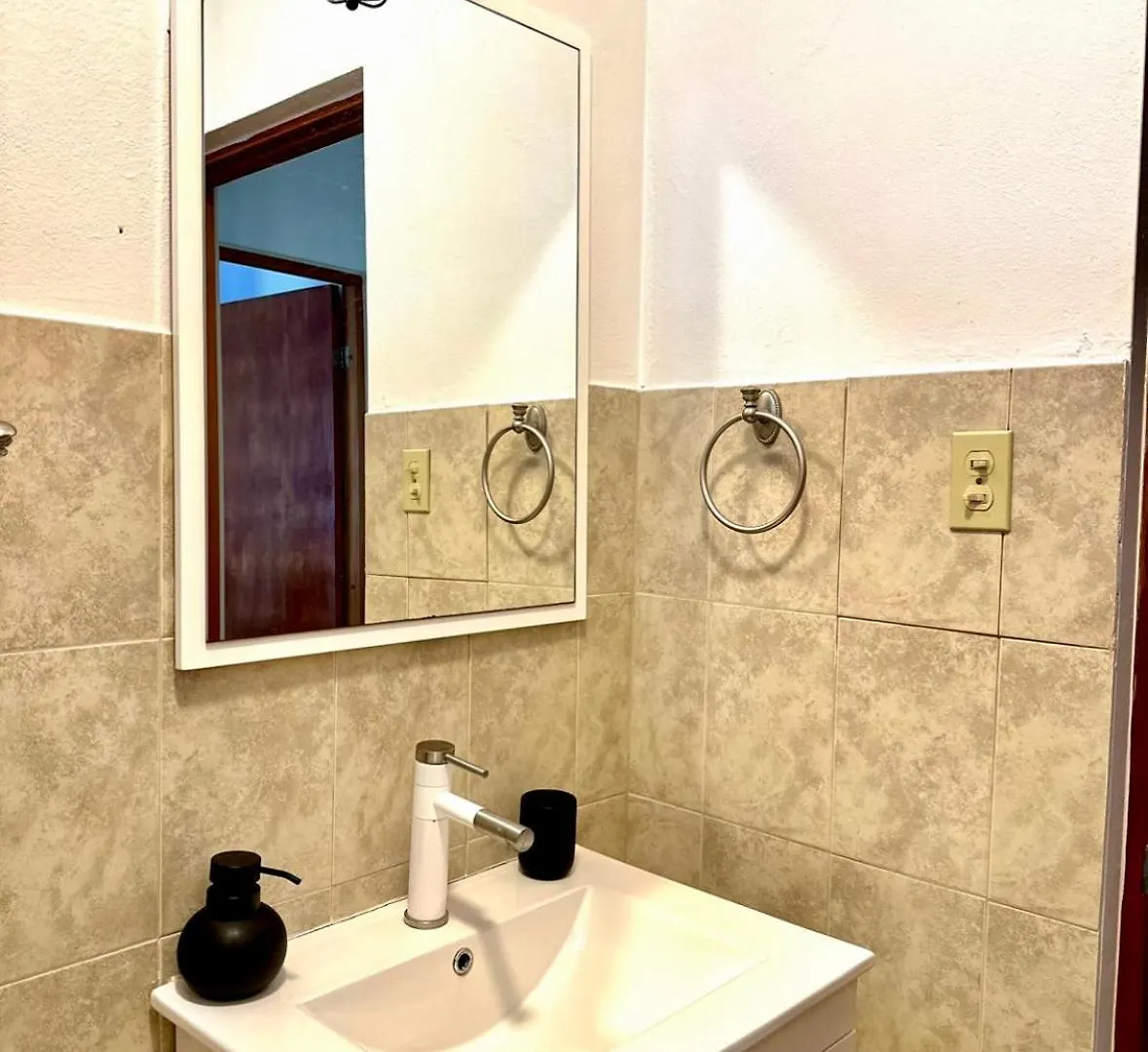La Casandra Beach House 이사벨라 0*,  푸에르토리코